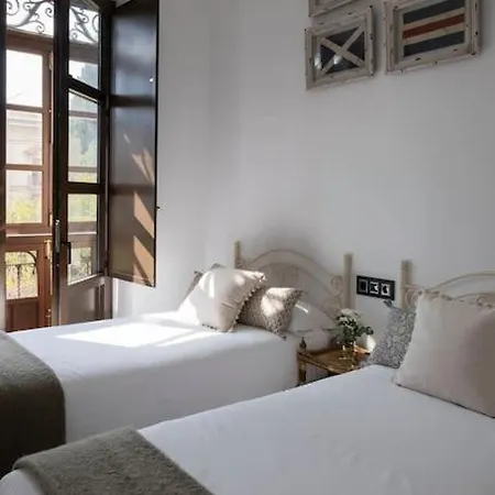 San Fernando Luxury Loft - Free Parking
