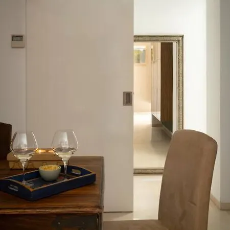 Apartment San Fernando Luxury Loft - Free Parking