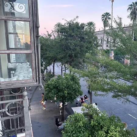 San Fernando Luxury Loft - Free Parking